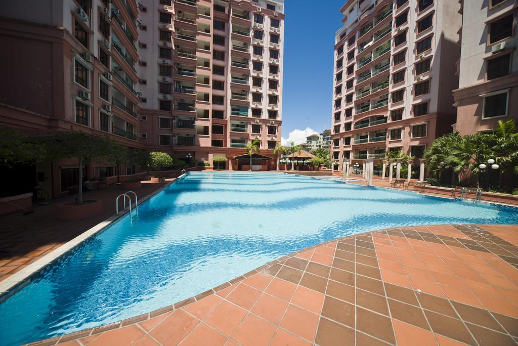 Nana Marina Court Apartment โกตาคินาบาลู ภายนอก รูปภาพ